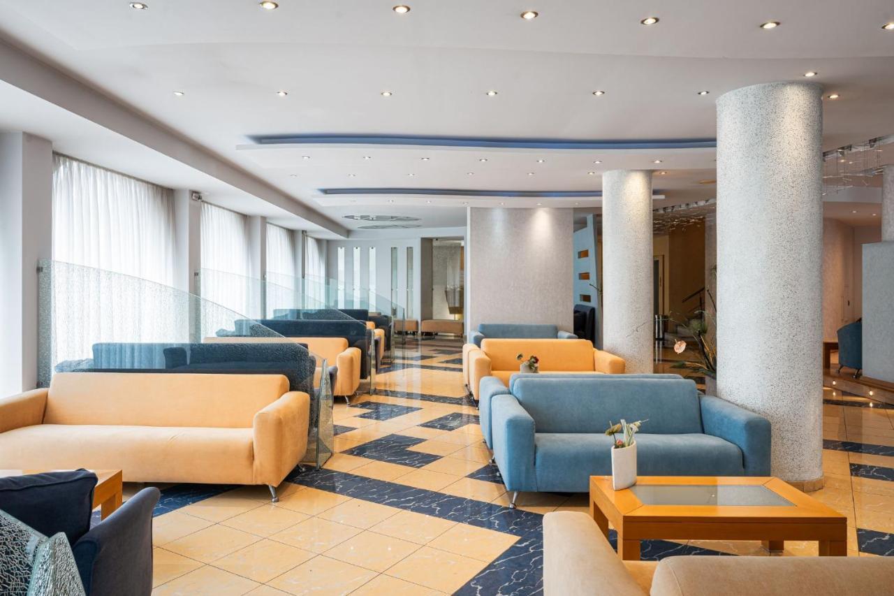 Kreoli Suites Glyfada Atenas Exterior foto